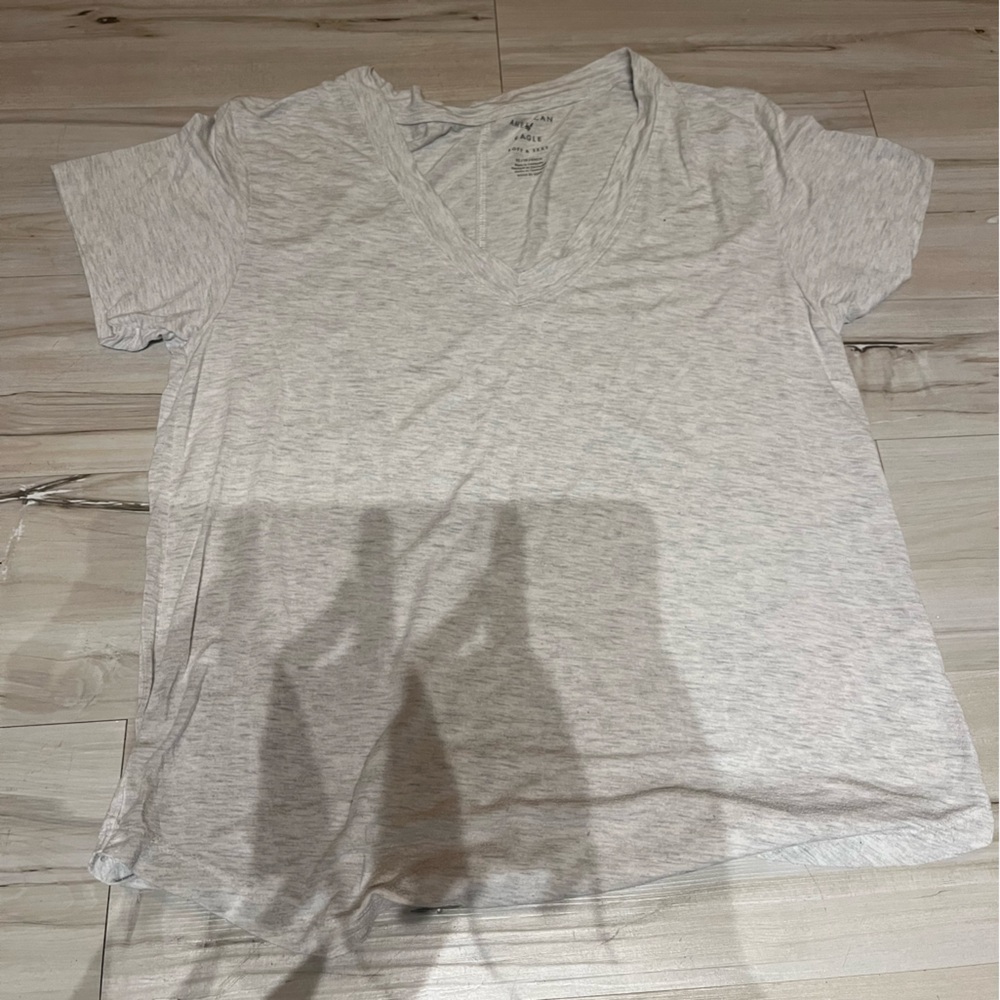 American Eagle Outfitters Light Gray V-Neck Tee